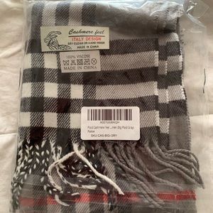 Plaid cashmere scarf